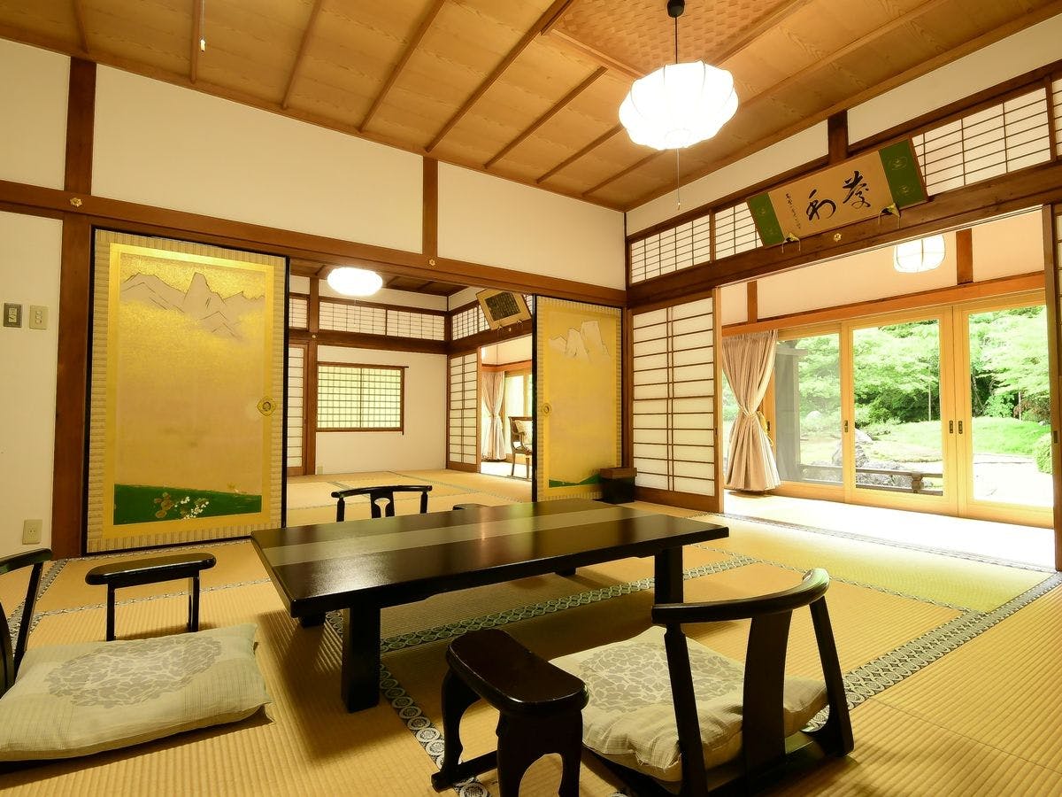 高野山　別格本山　総持院