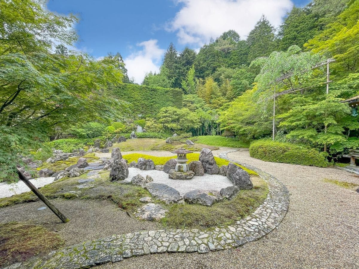 高野山　別格本山　総持院