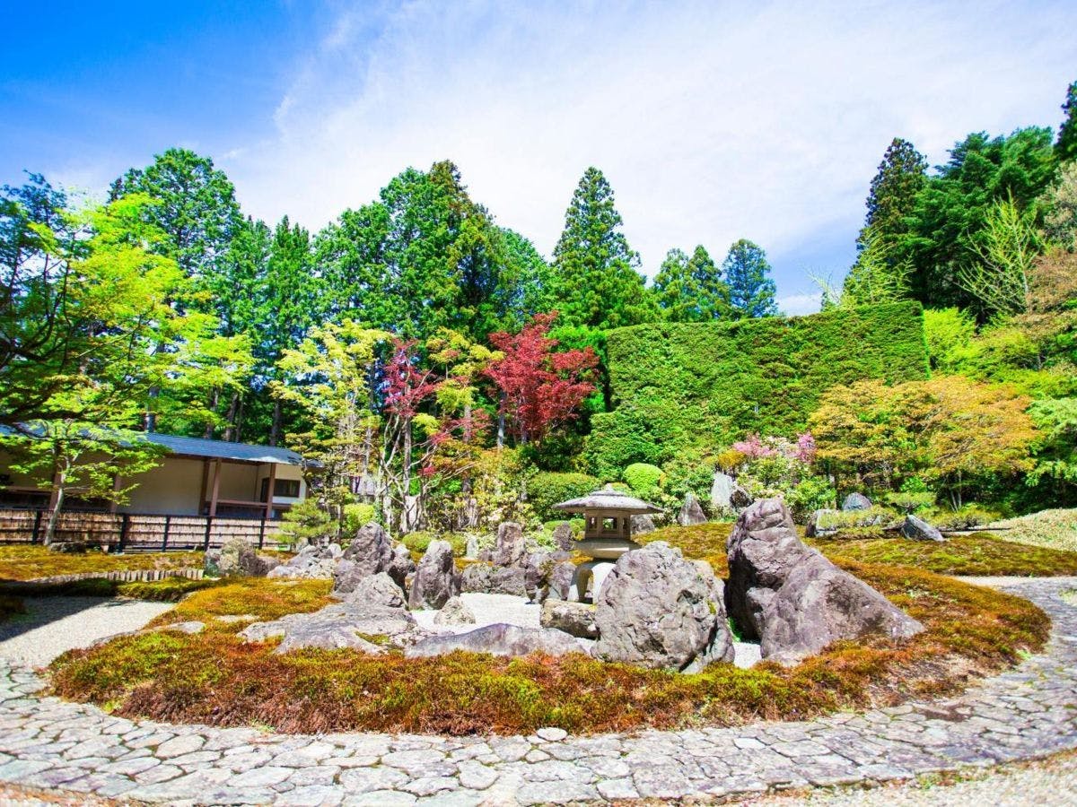 高野山　別格本山　総持院