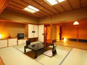 佐渡随一の源泉かけ流し八幡温泉　八幡館＜佐渡島＞