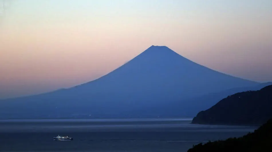 World Heritage Site: Fugaku Gunjo, an Inn with Views of Mount Fuji