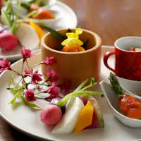 季節の料理をパレットに