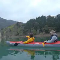 カヌーで秘境探索