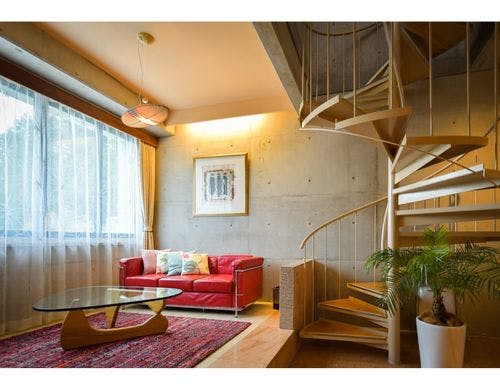 メゾネット館　亜麻色