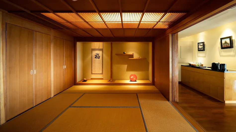 Hyakume Garan