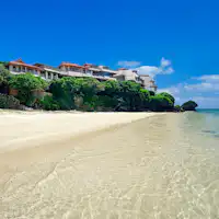 西門の海岸と百名伽藍