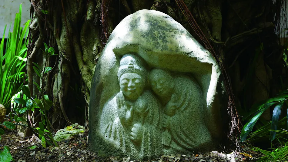Hyakume Garan