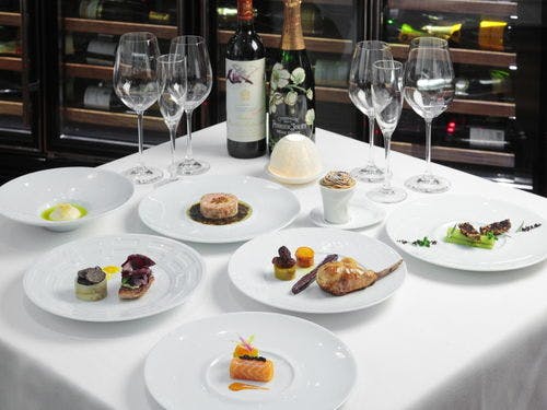 フレンチ「ラパンアジル」　ディナー　一例