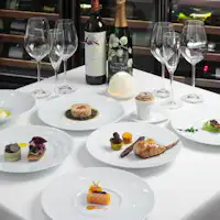 French 'Lapin Agile' - อาหารค่ำ - ตัวอย่าง