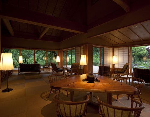 離れ犀川「ラウンジさくら」