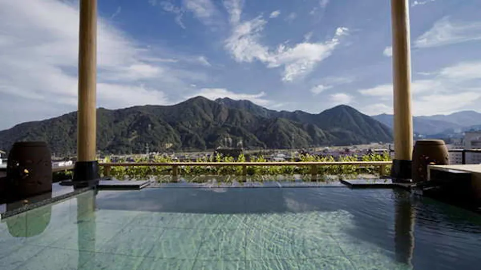 Hotel Futaba: The Inn of Echigo Woven by Water