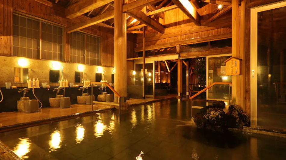 Hotel Futaba: The Inn of Echigo Woven by Water
