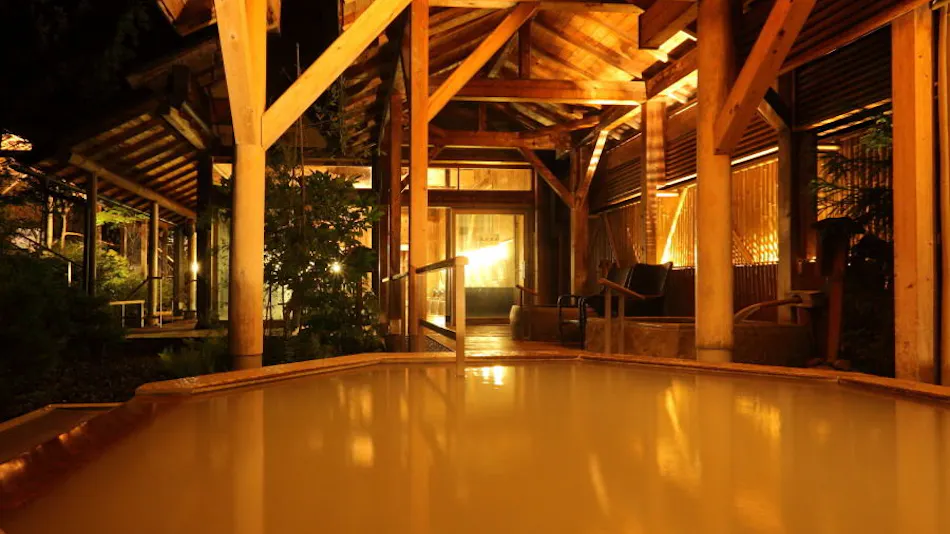 Hotel Futaba: The Inn of Echigo Woven by Water