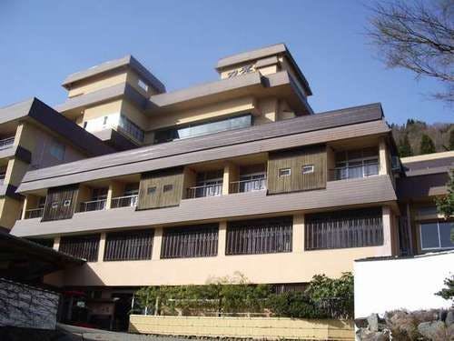 当館は駅近くの好立地の場所にございます