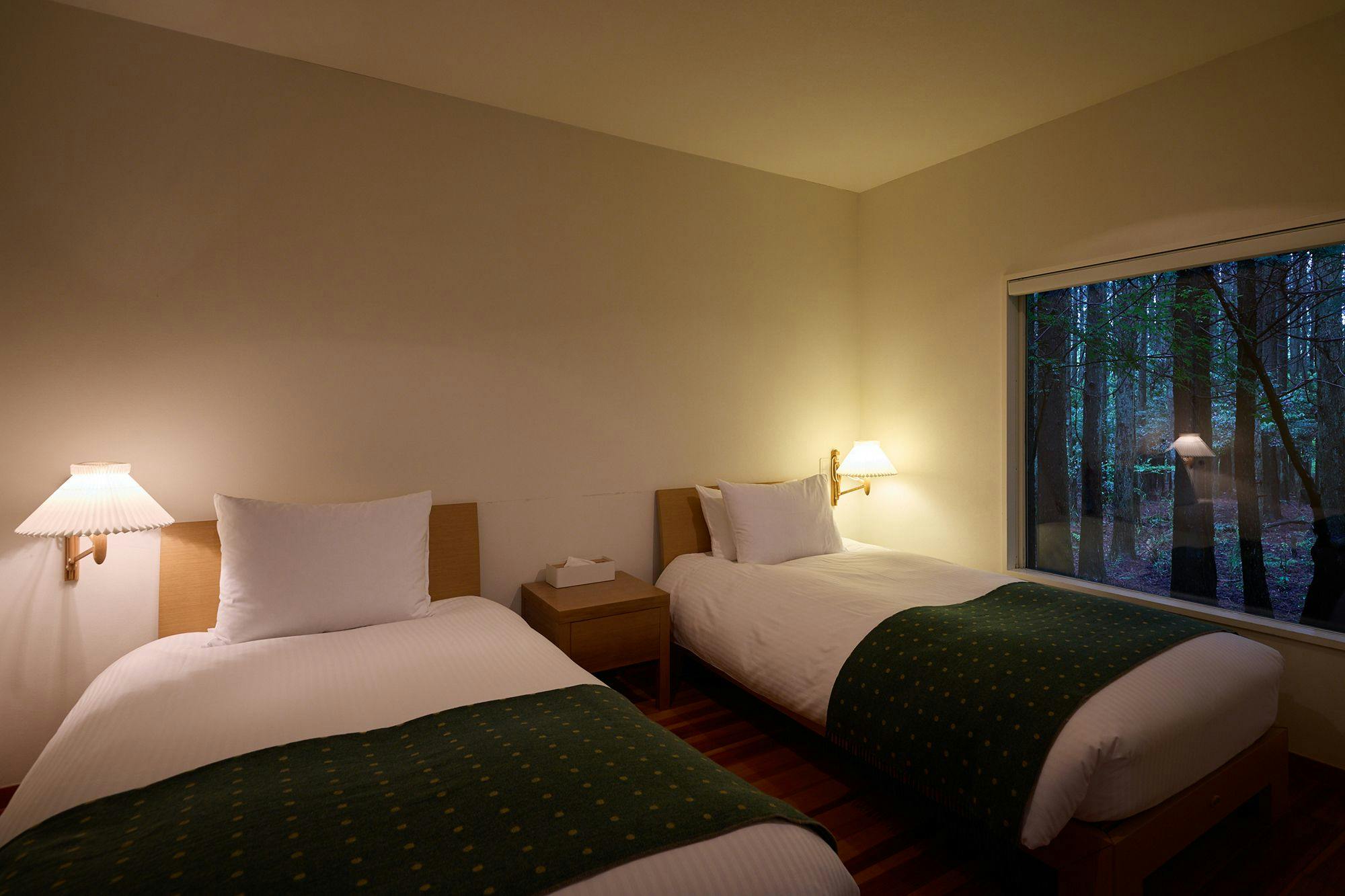 forest inn BORN