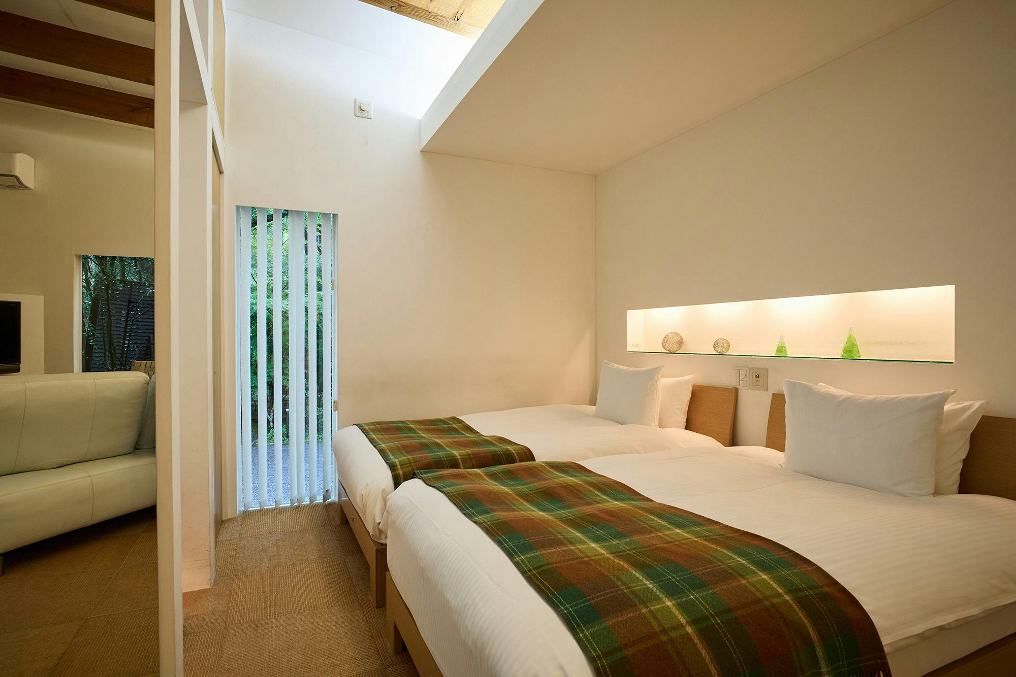 forest inn BORN