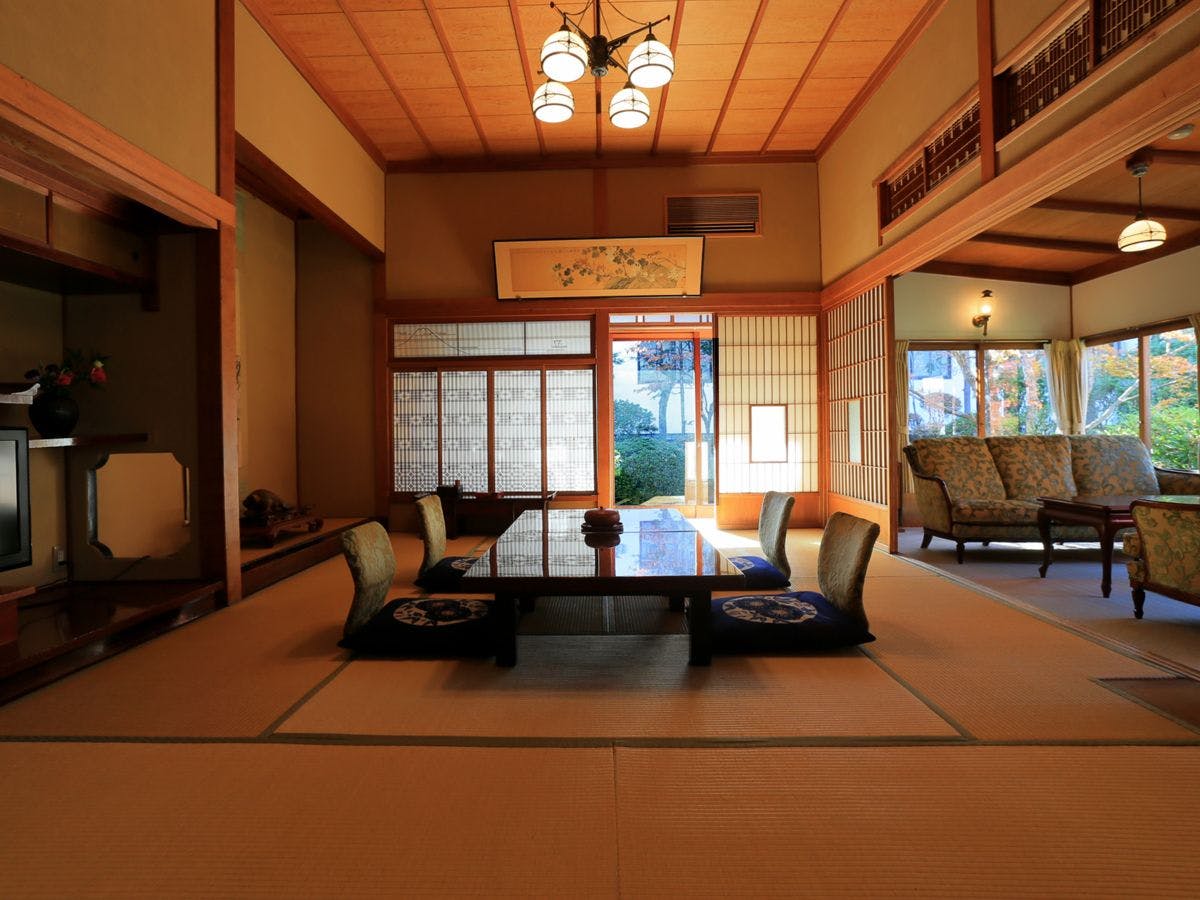 旅館 花屋 の空室状況を確認する 宿泊予約は 一休 Com