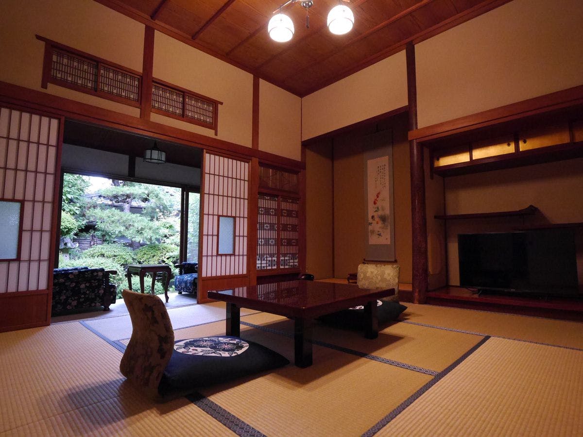 別所温泉　旅館花屋