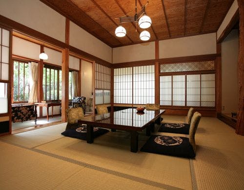 【本館１５番】