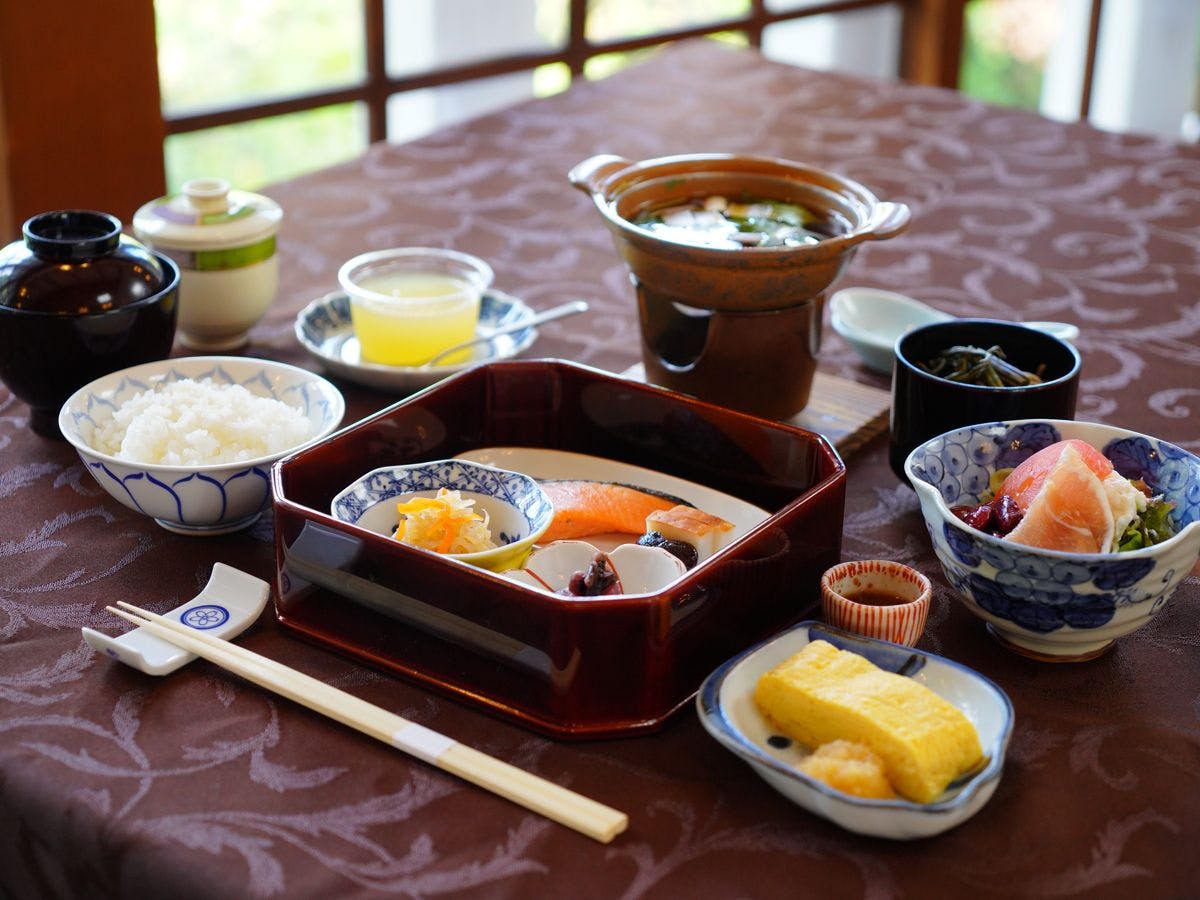 別所温泉　旅館花屋