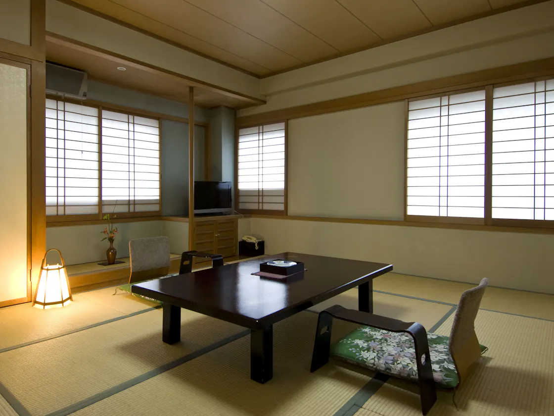 常磐館 和室 10畳ひと間