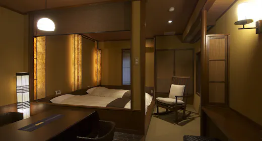 山吹の野1