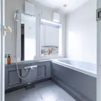 Bak mandi dengan pemandangan (Suite Jepang)