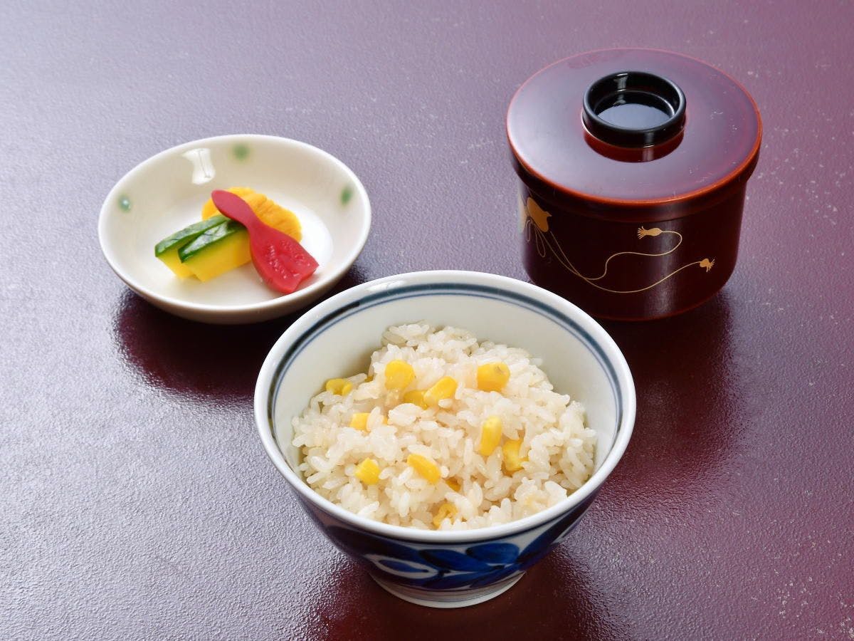 川堰苑 いすゞホテル
