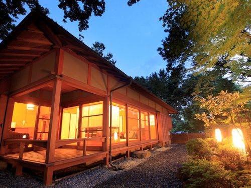 『輝月』専用露天風呂　夜の風景