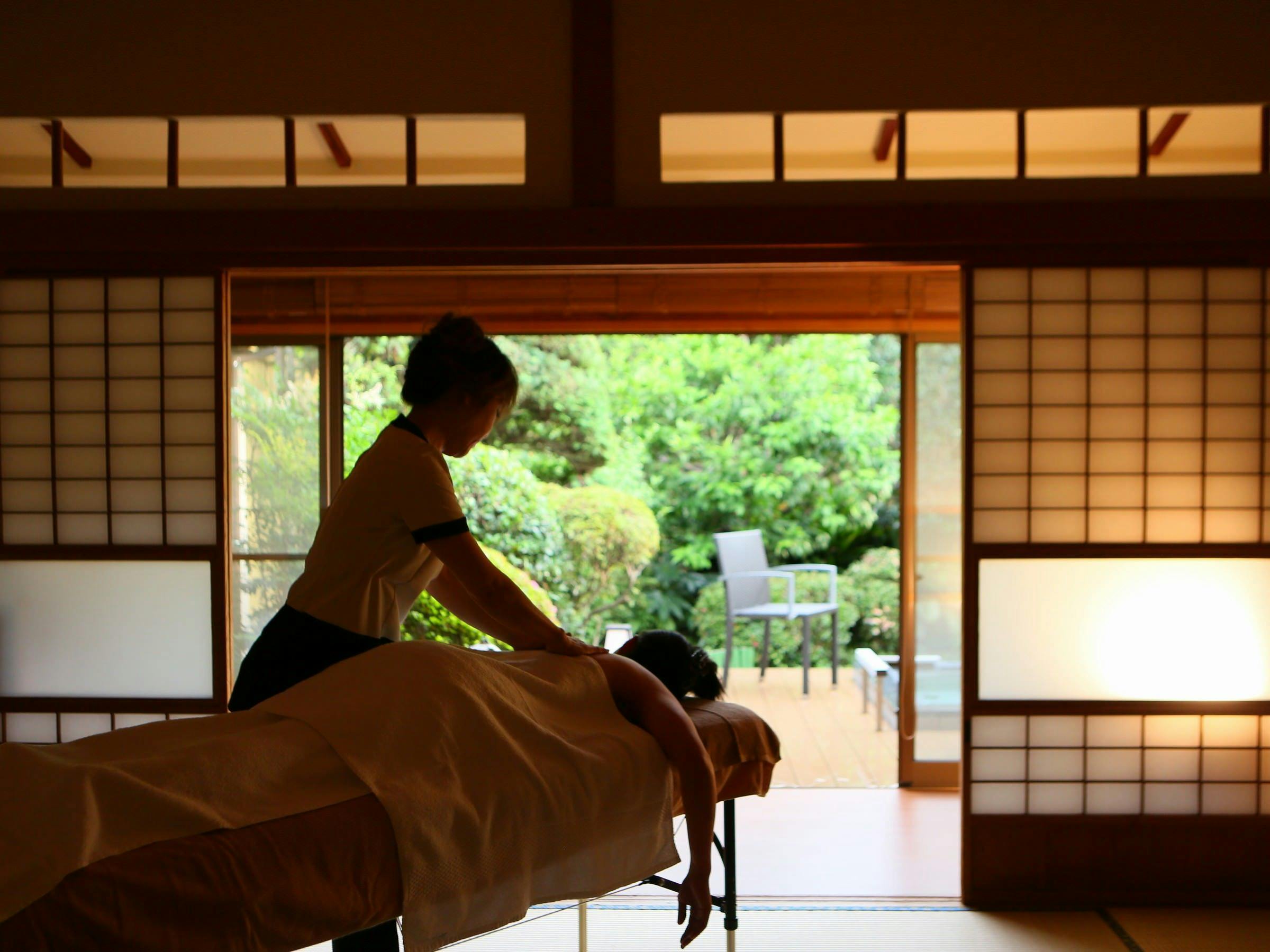 Layanan spa di kamar