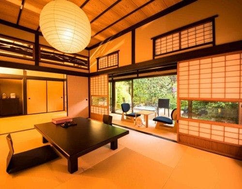 庭園露天風呂付客室　伊東「緑涌」