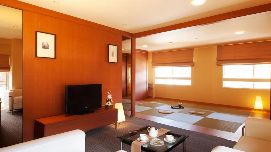 Jikagen-sen 100% Kakenagashi Takayama Ryujin Onsen Ryu Resort & Spa