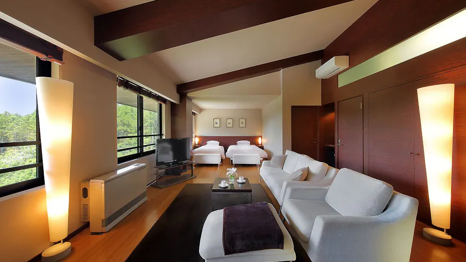 Jikagen-sen 100% Kakenagashi Takayama Ryujin Onsen Ryu Resort & Spa