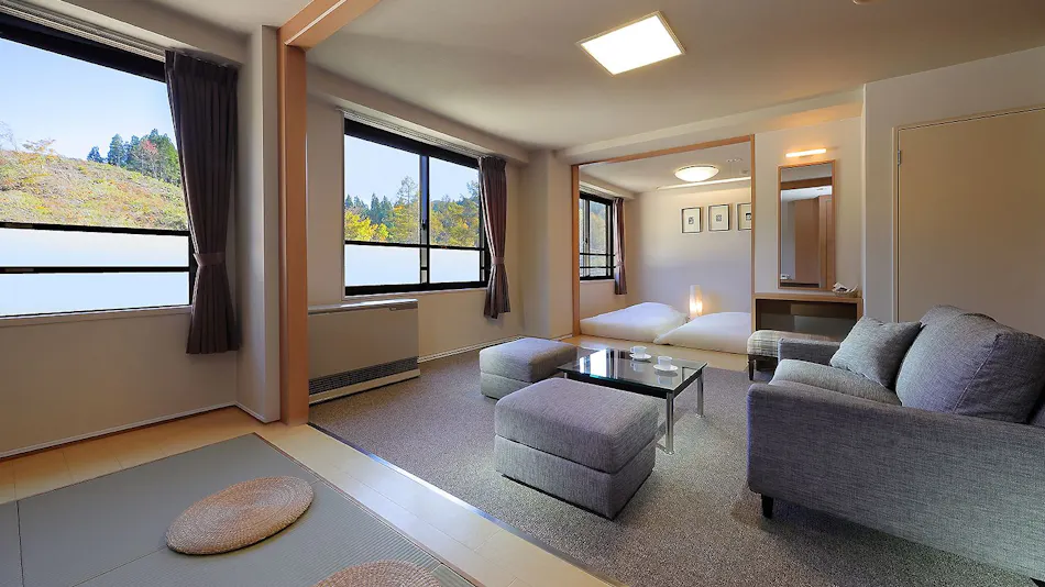 Jikagen-sen 100% Kakenagashi Takayama Ryujin Onsen Ryu Resort & Spa