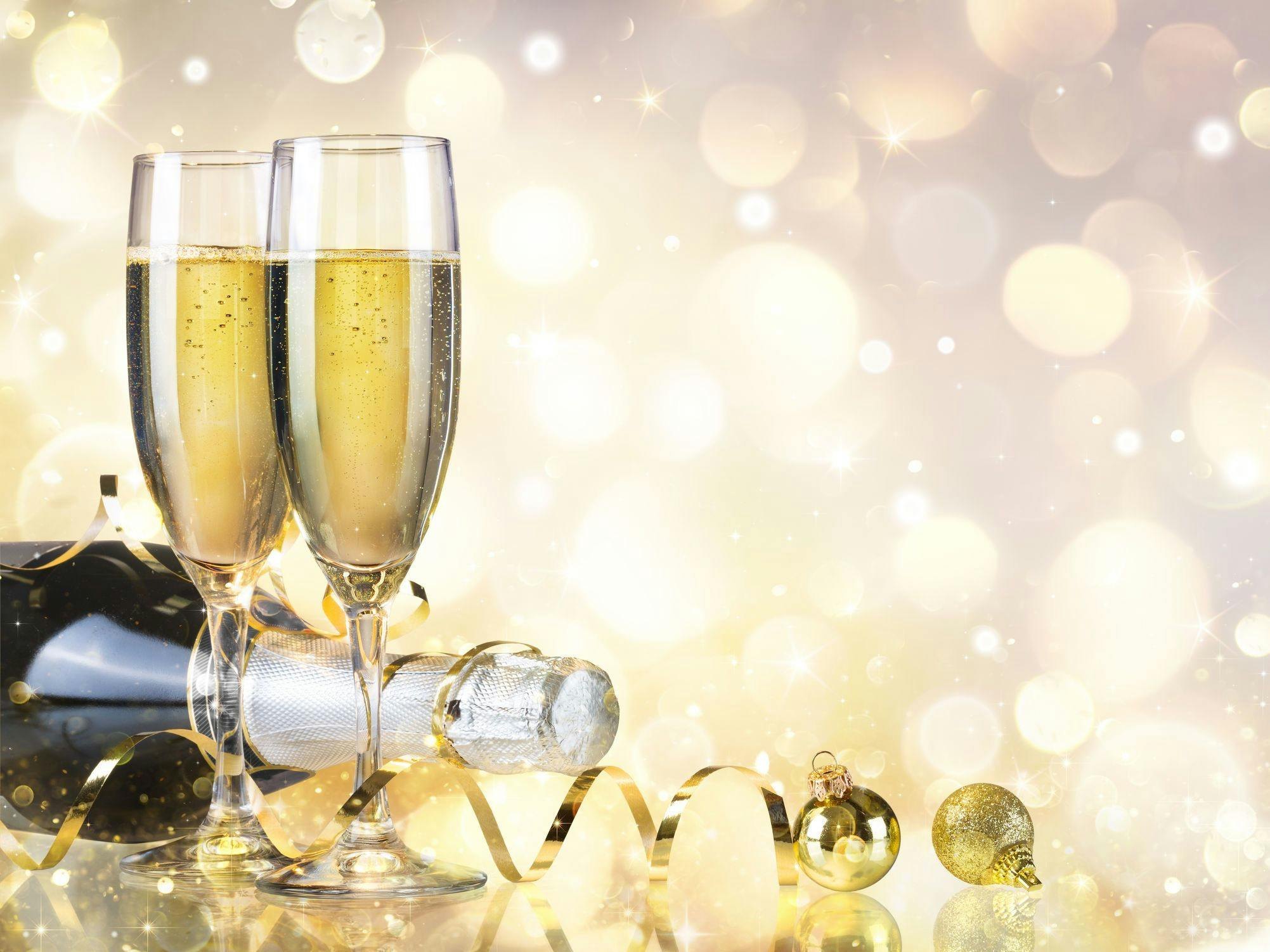 【サプライズプラン】1年でいちばん大切な日のために。モエアンペリアルのフルボトル付き