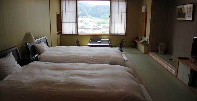 マウンテンビュー ツインベッド付和室 禁煙 定員2名 カップル ご夫婦におすすめ 信州松本へ記念日温泉旅行プラン 貸切露天風呂付 プラン 別亭 一花 一休 Com
