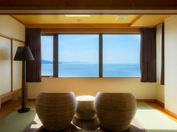 １日８組限定　～間人蟹と地魚料理～　大人の絶景隠れ宿　寿海亭