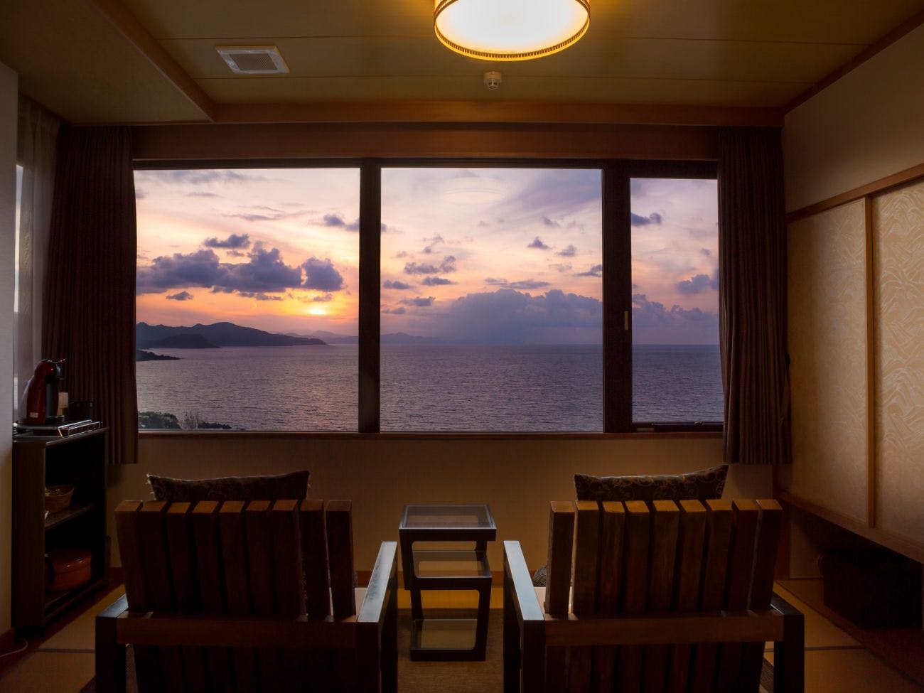 １日８組限定　～間人蟹と地魚料理～　大人の絶景隠れ宿　寿海亭
