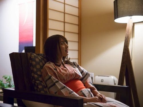 オーシャンビュー客室から日本海を一望する