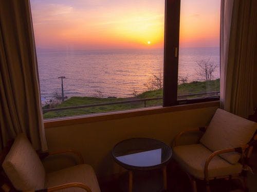 【潮亭】キングサイズベッドでゆったりと