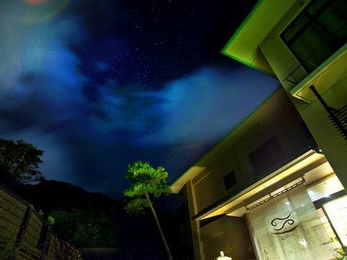 間人の高台に佇む８組限定が愉しめる星空