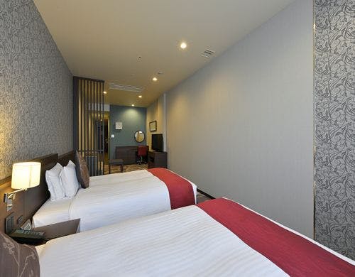 デラックスツイン