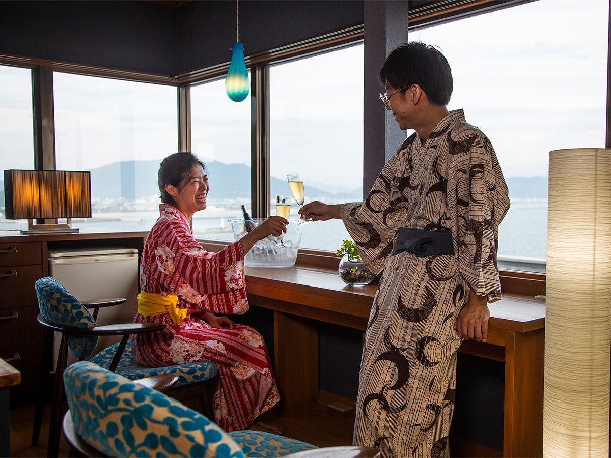 和歌の浦温泉　萬波　MANPA RESORT