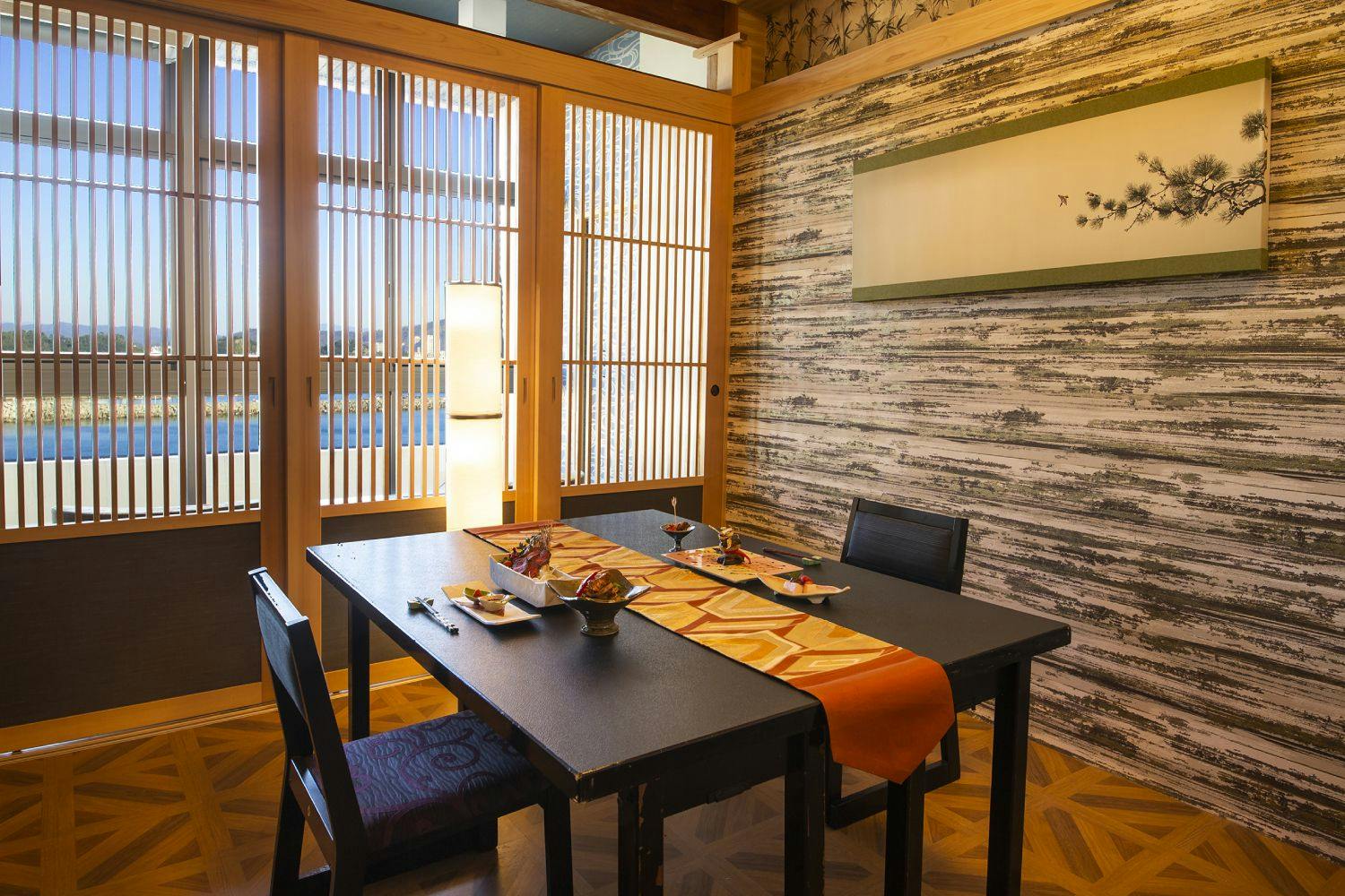 和歌の浦温泉　萬波　MANPA RESORT