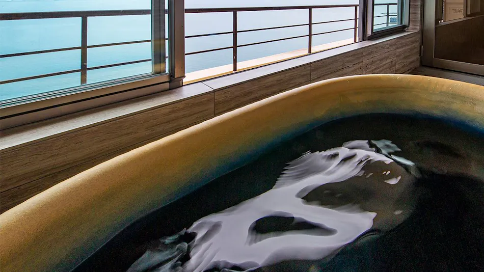 Wakanoura Onsen Manpa Resort