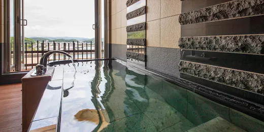 和歌の浦温泉 萬波 MANPA RESORT