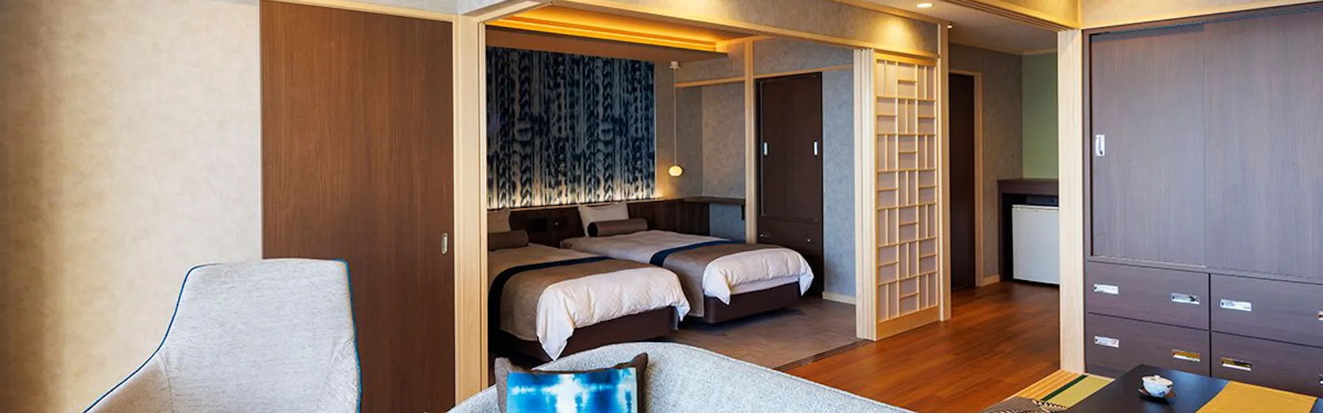 和歌の浦温泉 萬波 MANPA RESORT