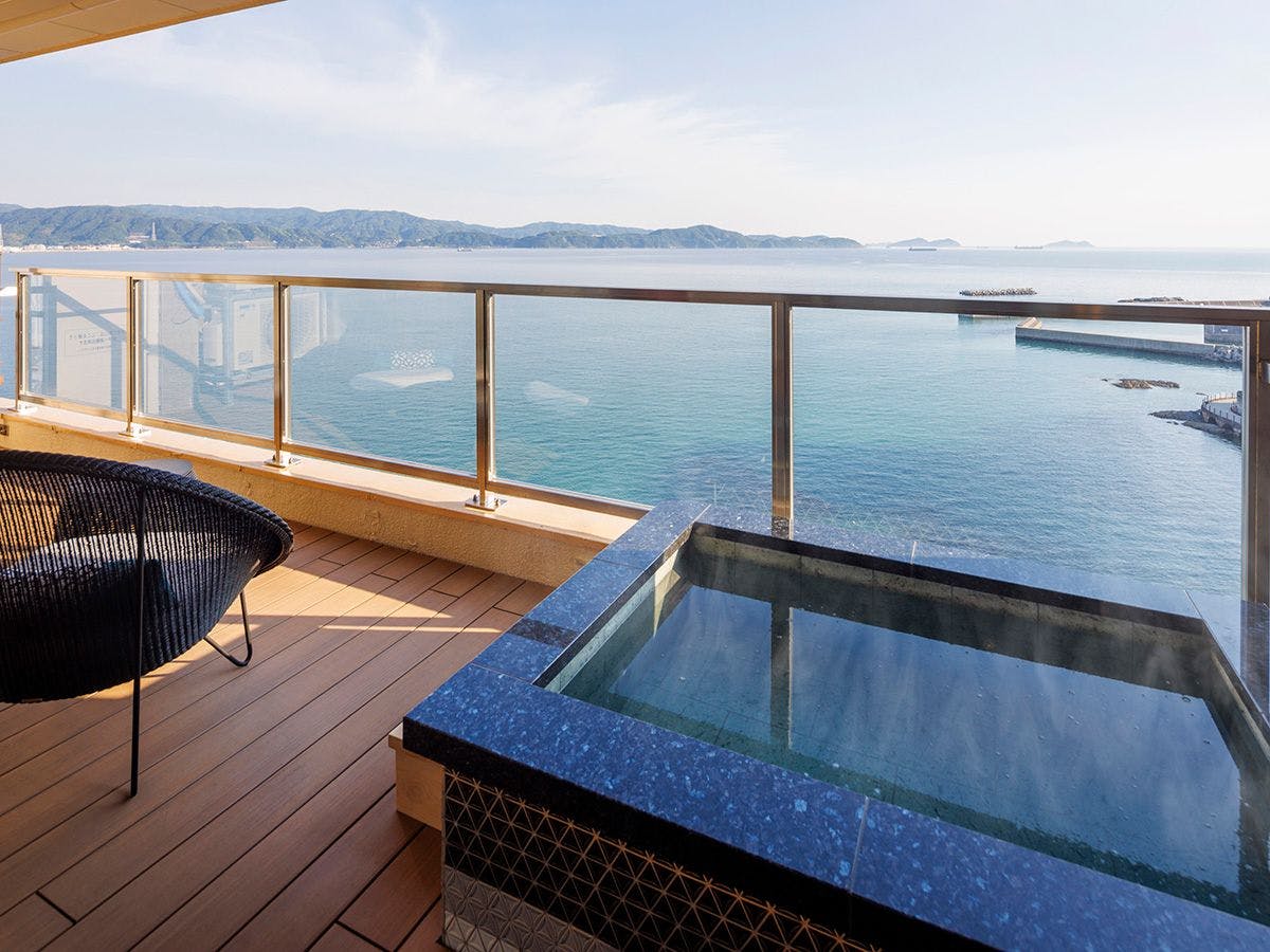 和歌の浦温泉　萬波　MANPA RESORT