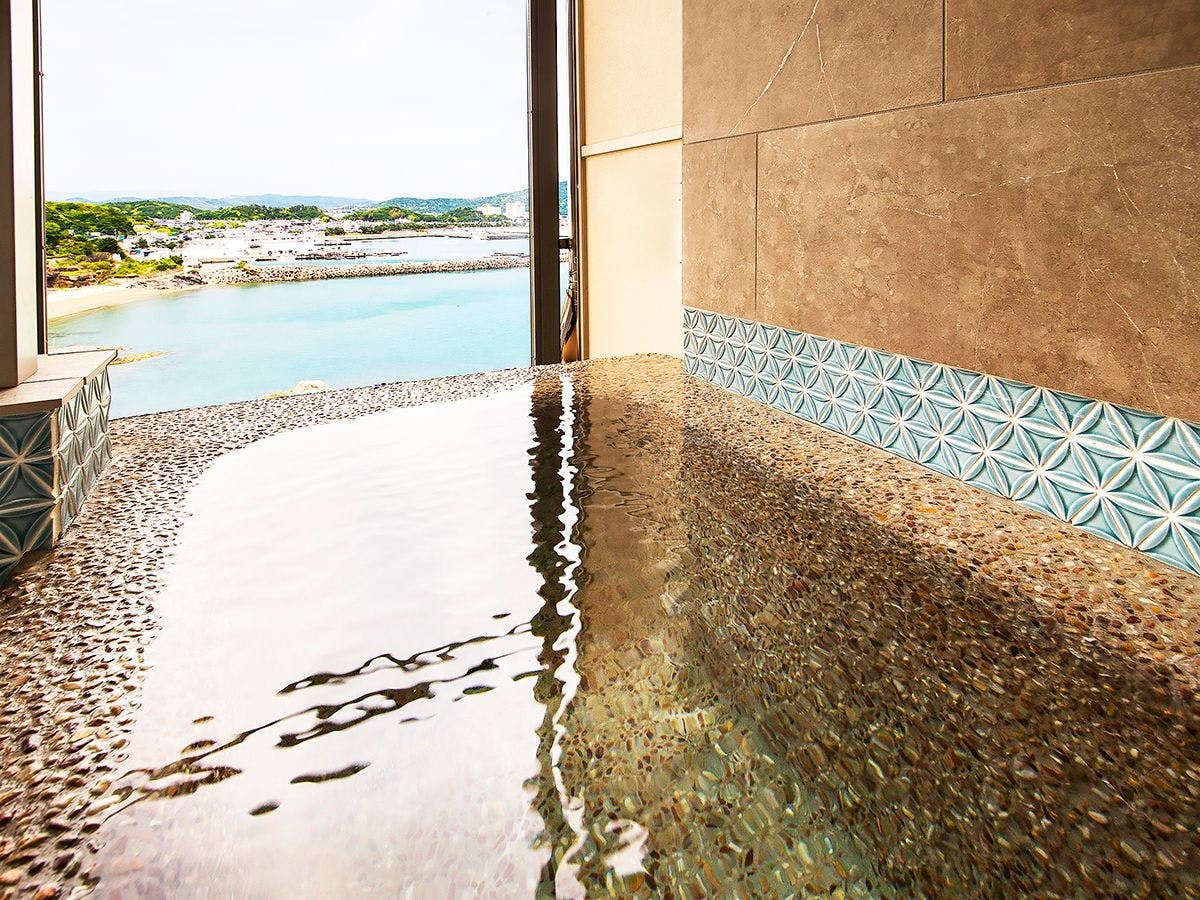 和歌の浦温泉　萬波　MANPA RESORT