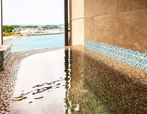 ＜シービュー洋室＞